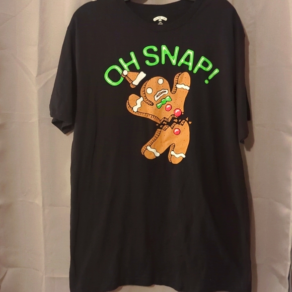 Gingerbread Man OH SNAP! graphic tee - Picture 2 of 6